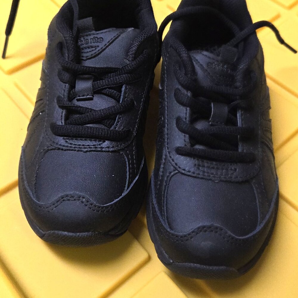 Size 11.5 - Stride Rite - Cooper 2.0 - Shoes - black - NEW